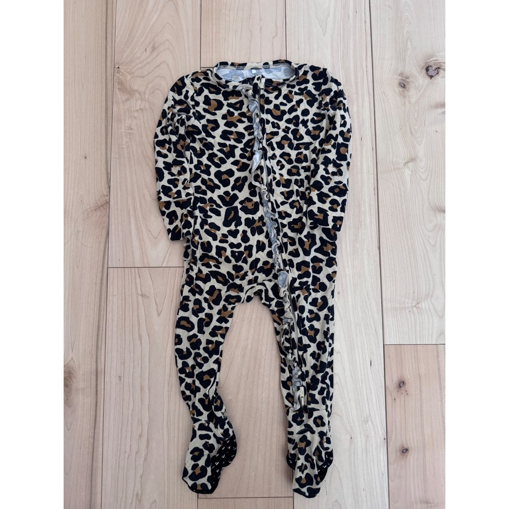 Posh Peanut Leopard Print Ruffle Footie Pajamas Viscose Bamboo 6-9 Months